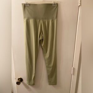 Women’s Cinched Waist Olive Green Leggings